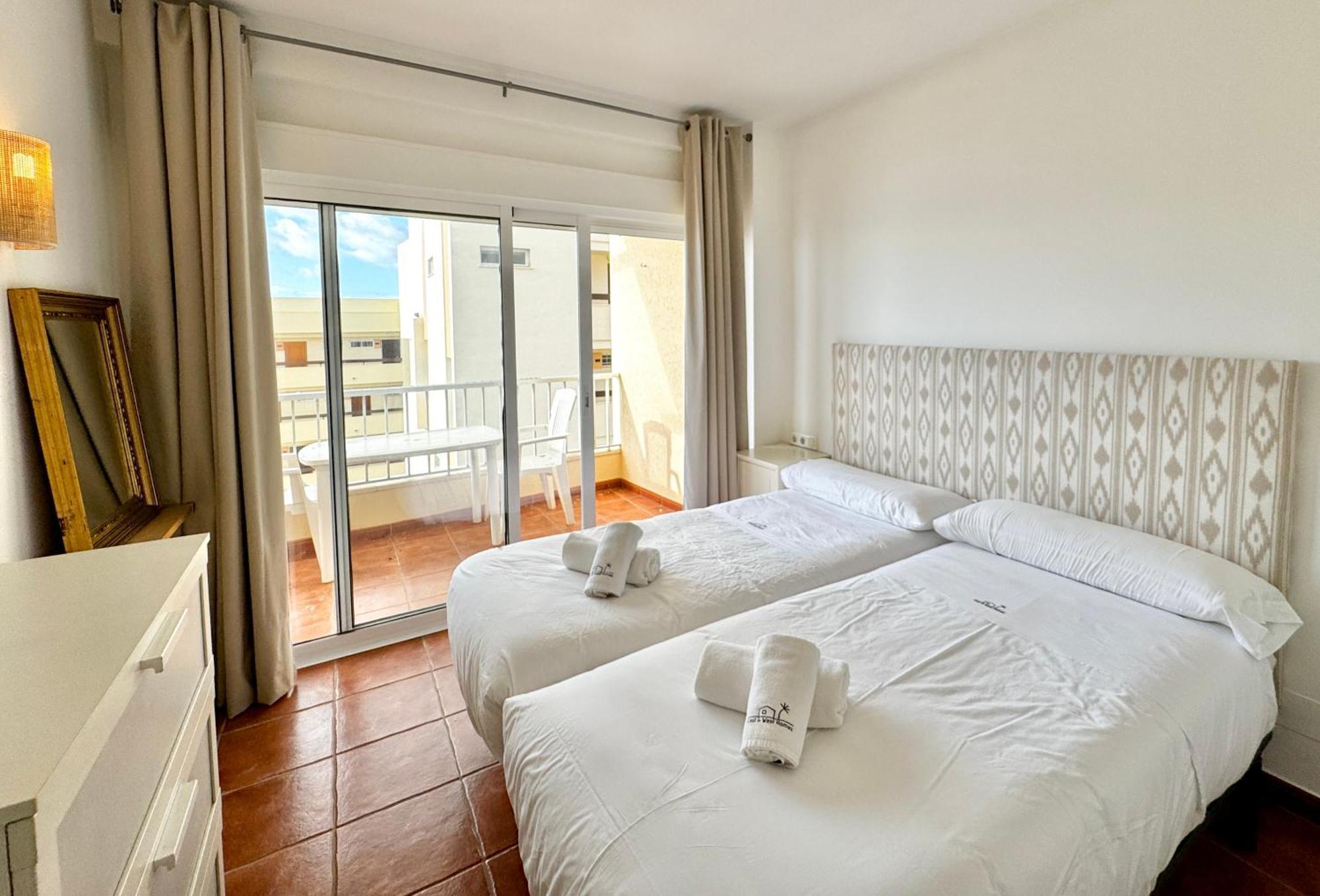 Cibeles Beachfront - Eaw Homes Marbella Bagian luar foto